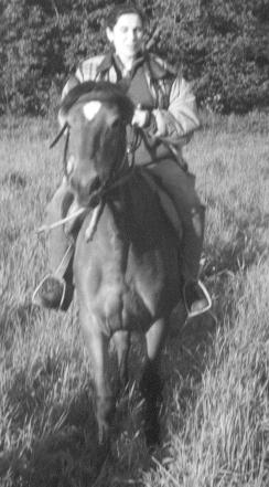 olesya_on_romashka.jpg (22898 bytes)