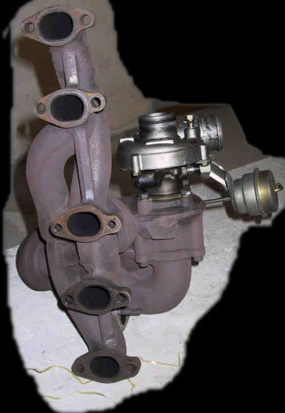Exhaust manifold with turbo