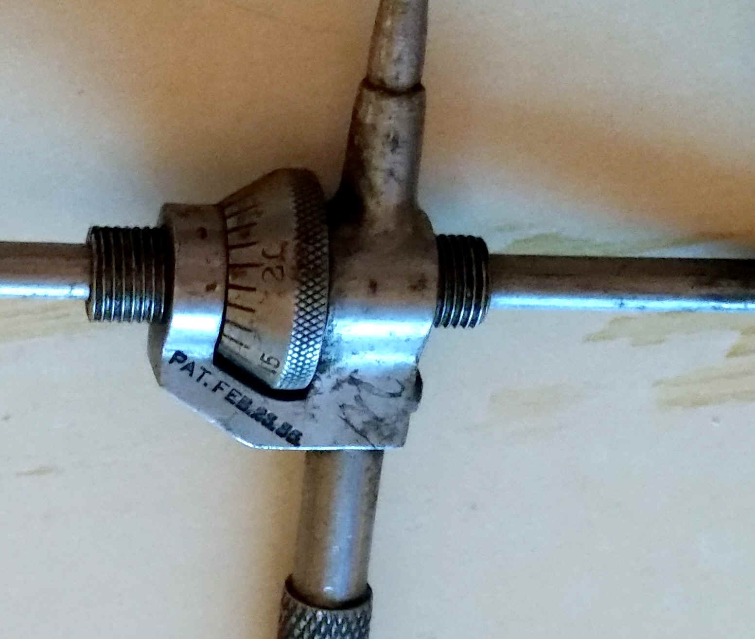 Victor15.jpg (441581 bytes)