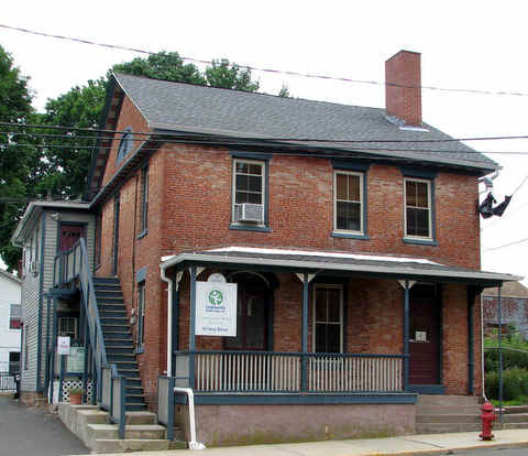 Warner19.JPG (77996 bytes)