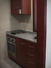 TLAkitchen2.jpg (10256 bytes)